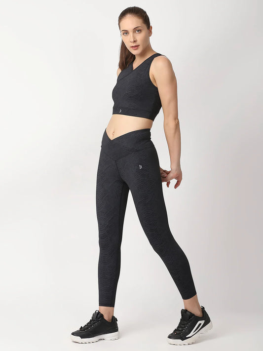 Saam Fashion Black Snake Skin Crop Top